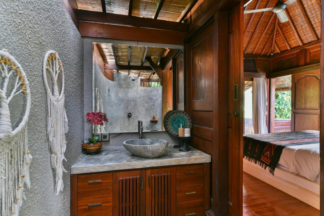 Villa Niyamas Ubud ภายนอก รูปภาพ