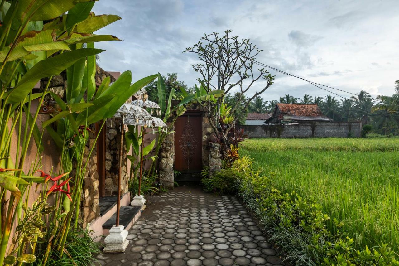 Villa Niyamas Ubud ภายนอก รูปภาพ