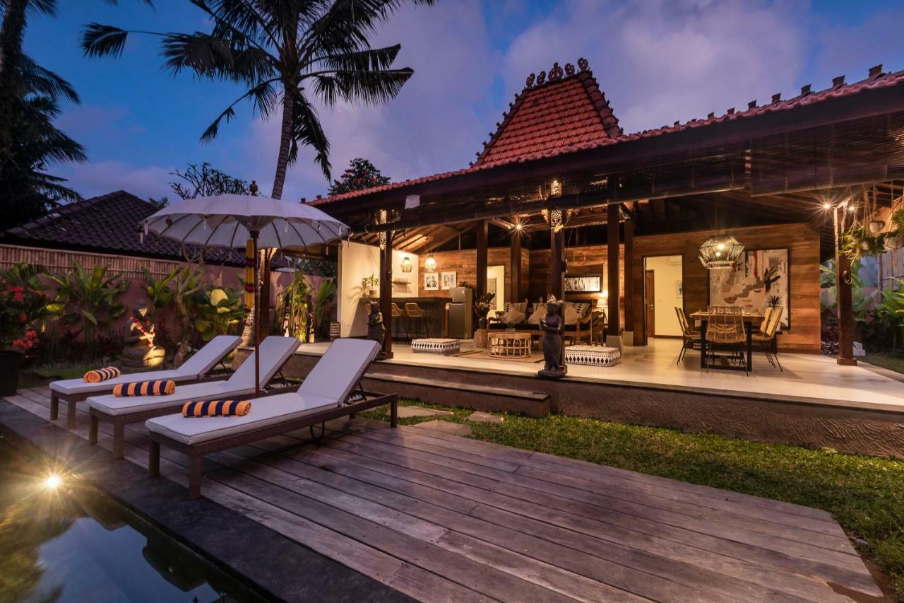 Villa Niyamas Ubud ภายนอก รูปภาพ