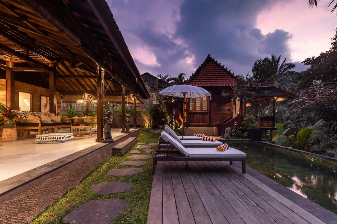 Villa Niyamas Ubud ภายนอก รูปภาพ