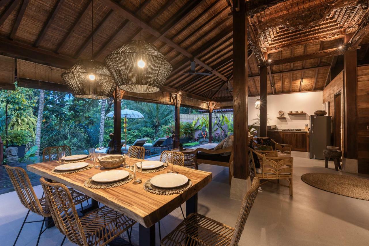 Villa Niyamas Ubud ภายนอก รูปภาพ